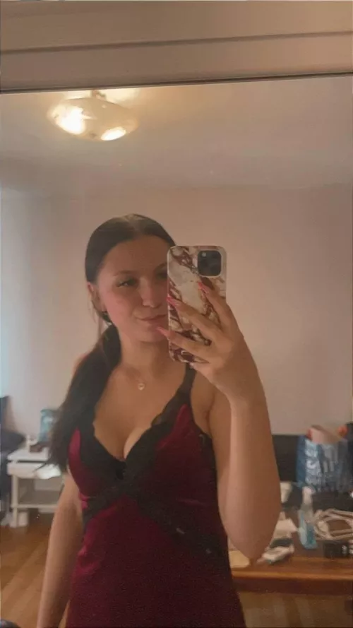 I'm in my bed waiting for some fun