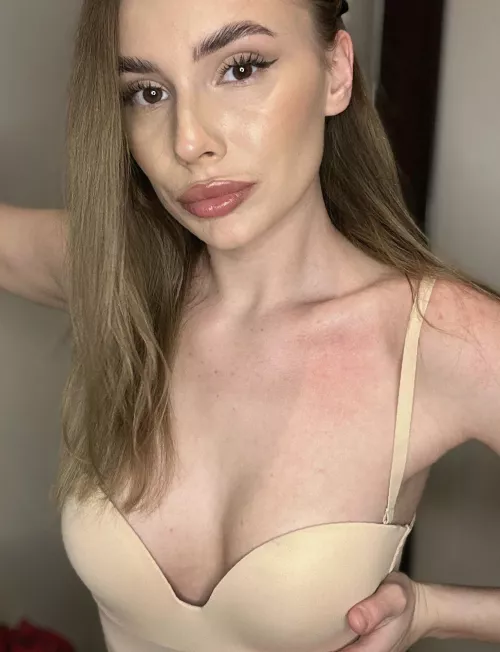 It's comfortable in this underwear, but without it... much better