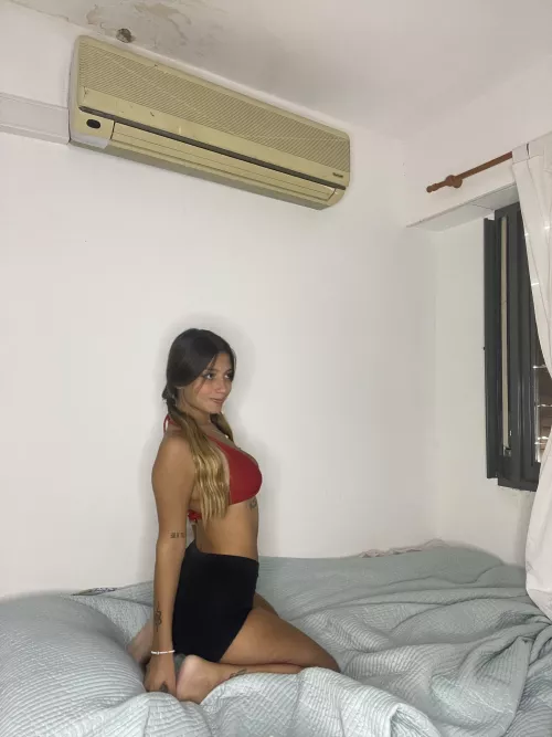 Just turned 18 and my butt didn't grow yet... can i still be considered cute?