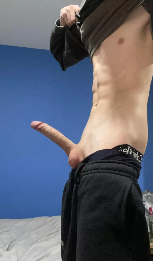 Morning wood, horny teen...