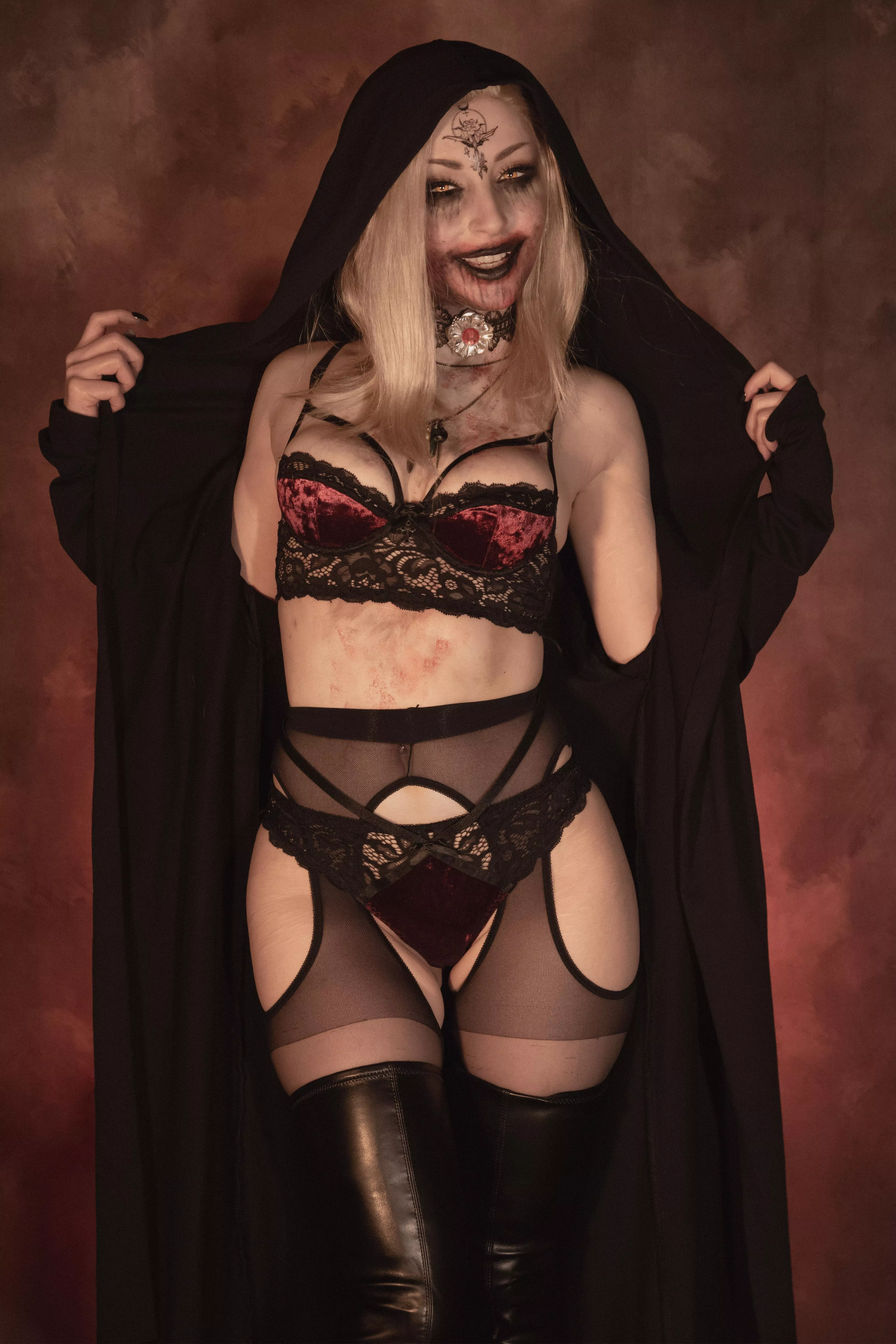 My Bela Dimitrescu cosplay (Shiroktsne)