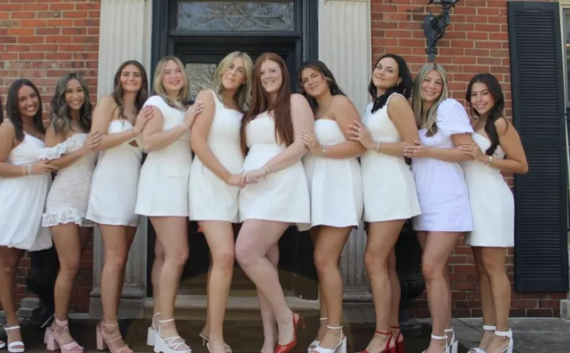 Pick One Girls for the White Party [10]