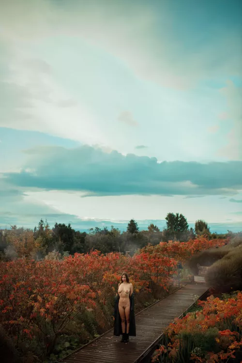 Quick nude photo on a trail