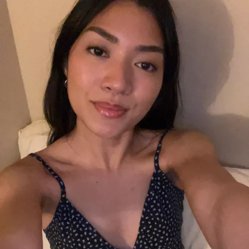 Real and pure Filipina