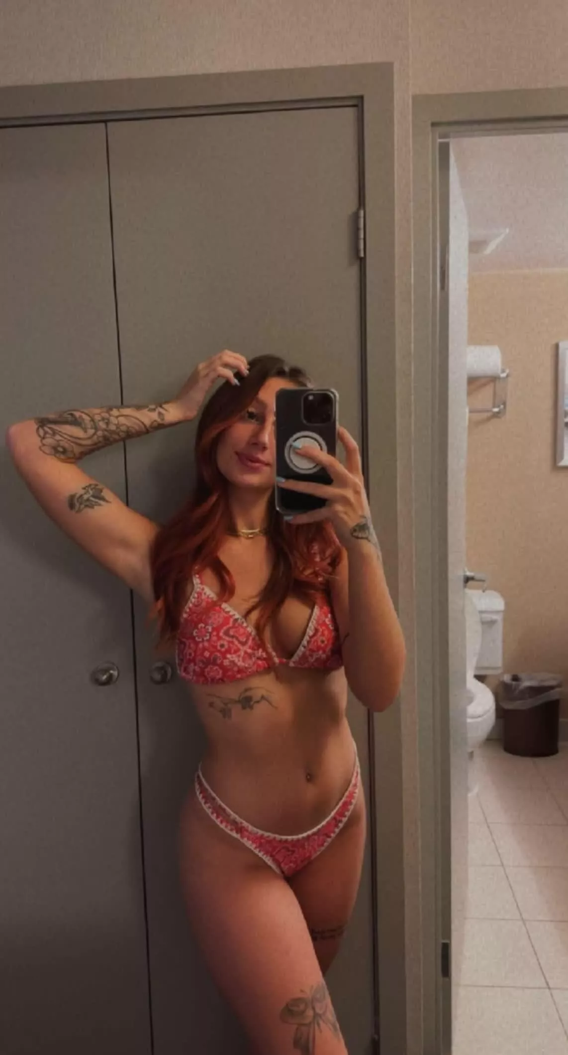 showing you my midriffs