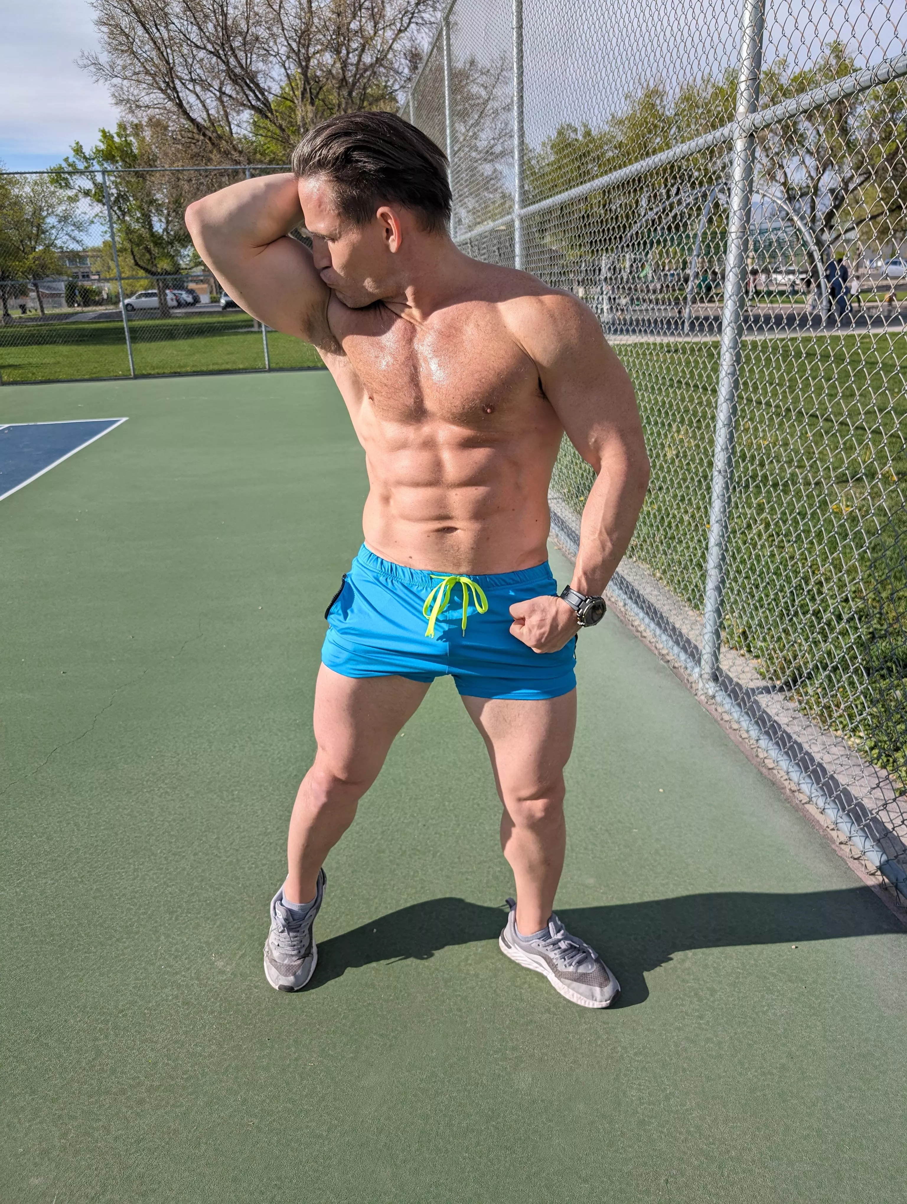 Sniffin my armpits after tennis. Wanna sniff?