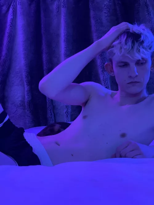 Still a twink? I need validation 😮‍💨