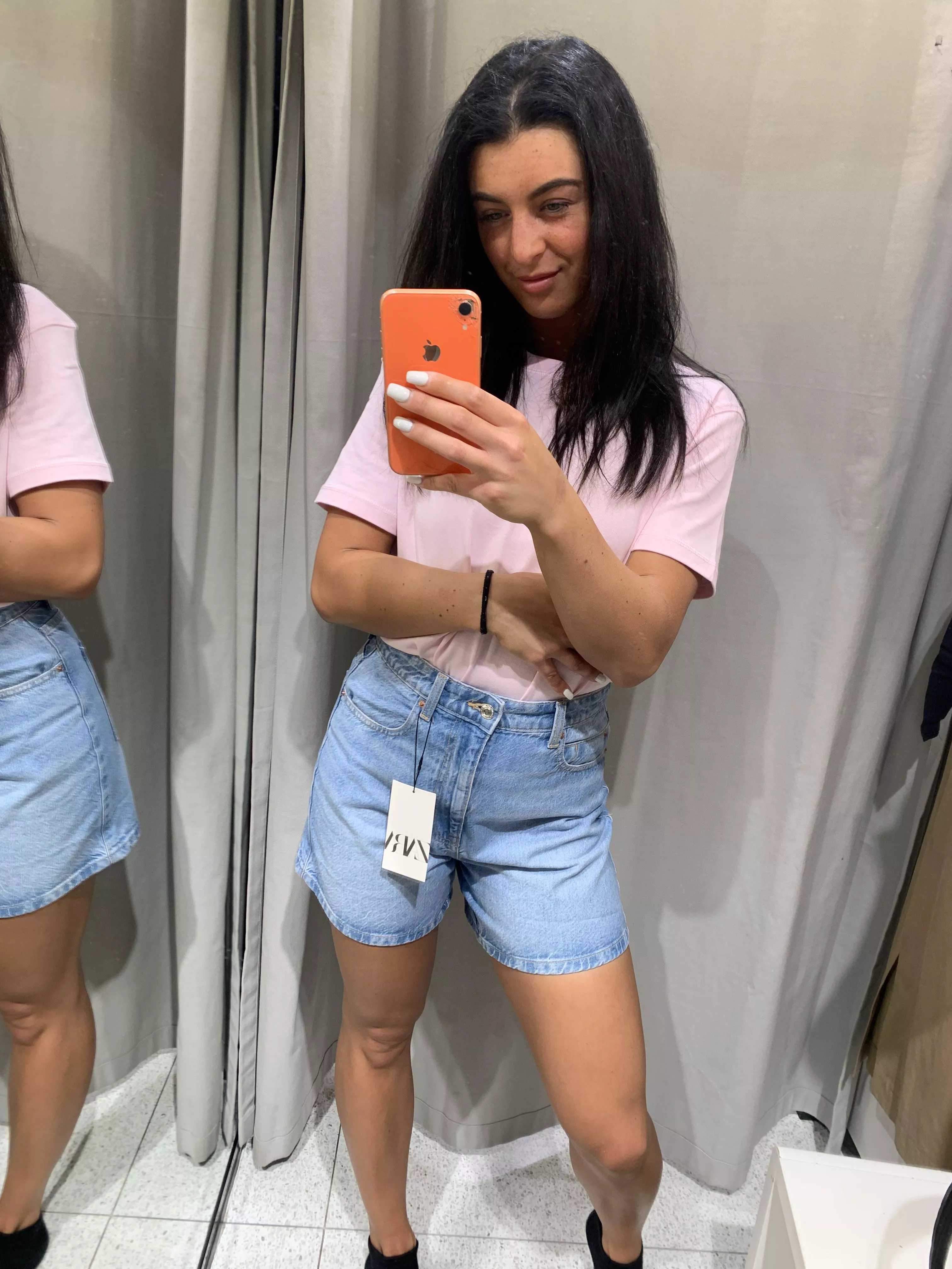 Summer fit is ready, dont you think? 