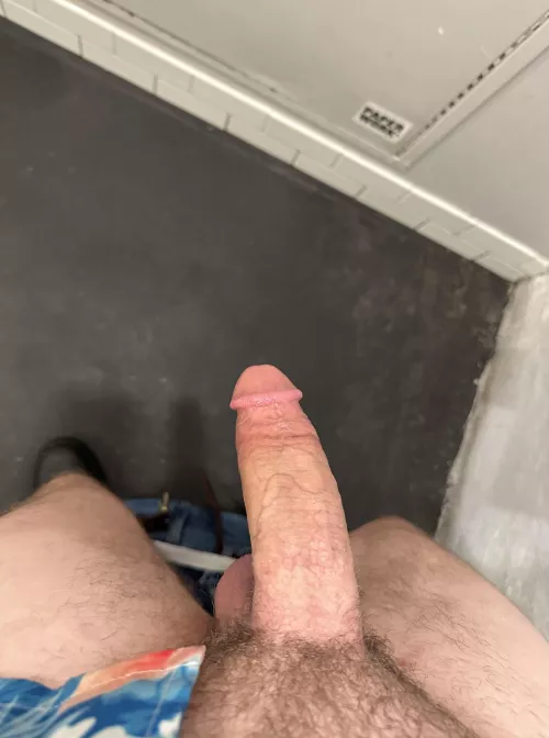 Thick recently divorced cock needs some relief