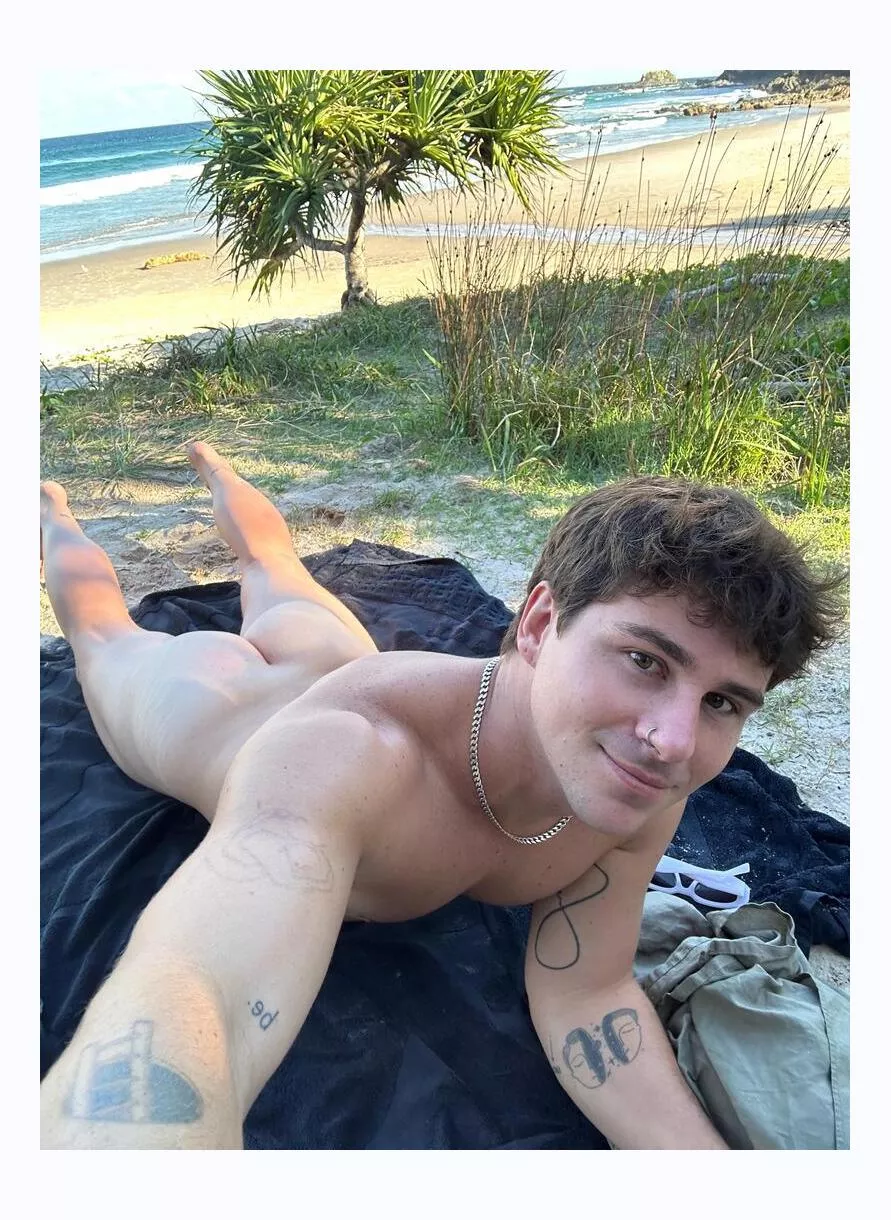 Tne buns are burning 😂