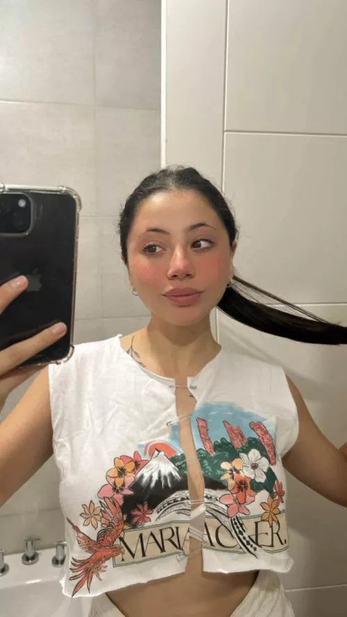 What's your take on white crop tops.. are they cute on me???