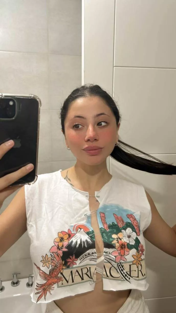 What's your take on white crop tops.. are they cute on me???