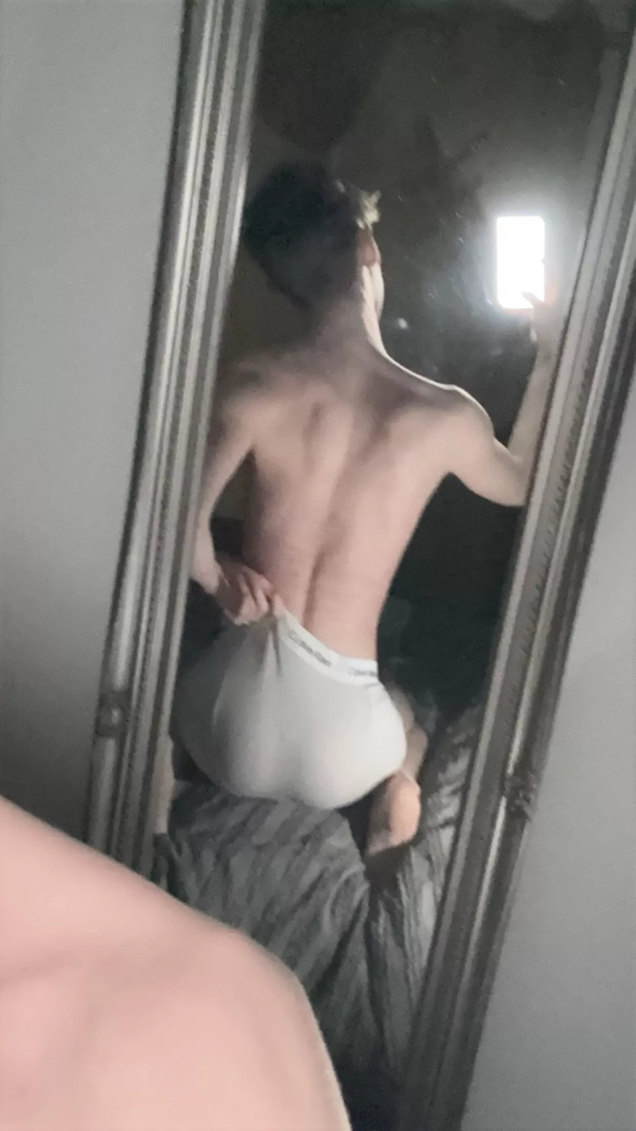 who wants a taste 😈🍑