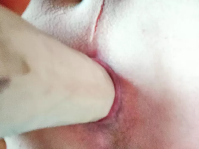 would you make me your little girl? fuck every little bit of manhood out of me😈