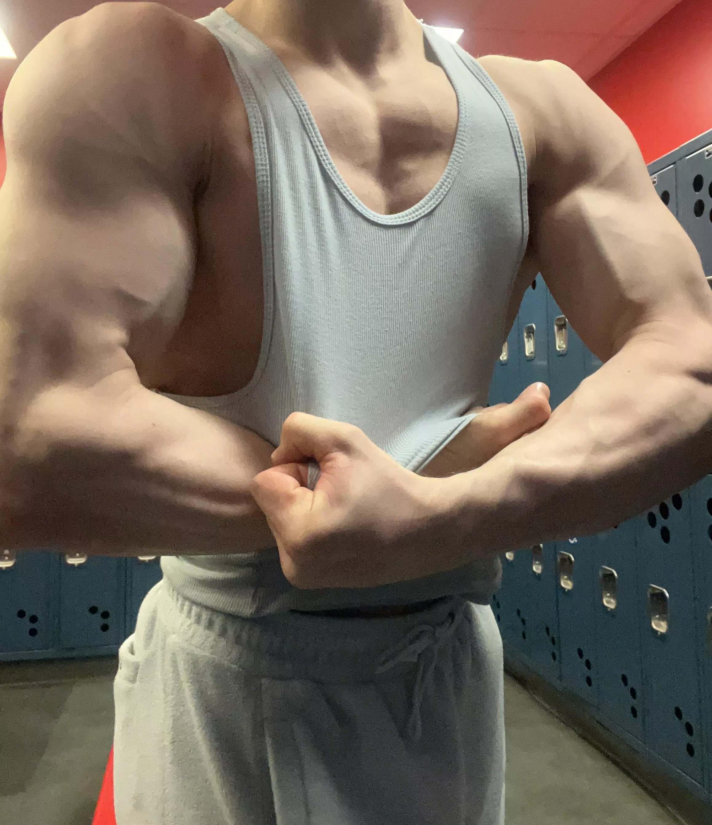 you wanna see more ? 😈📸