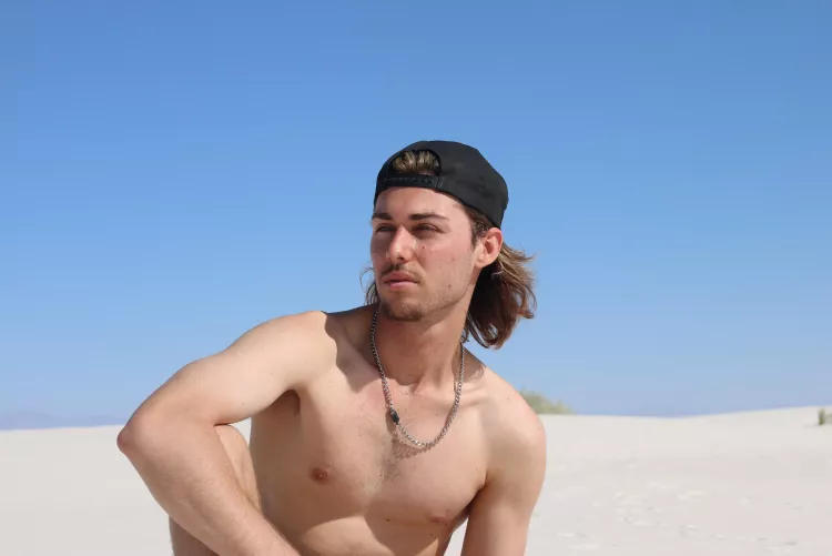 (23) LAX Looking for someone to talk to and connect with!