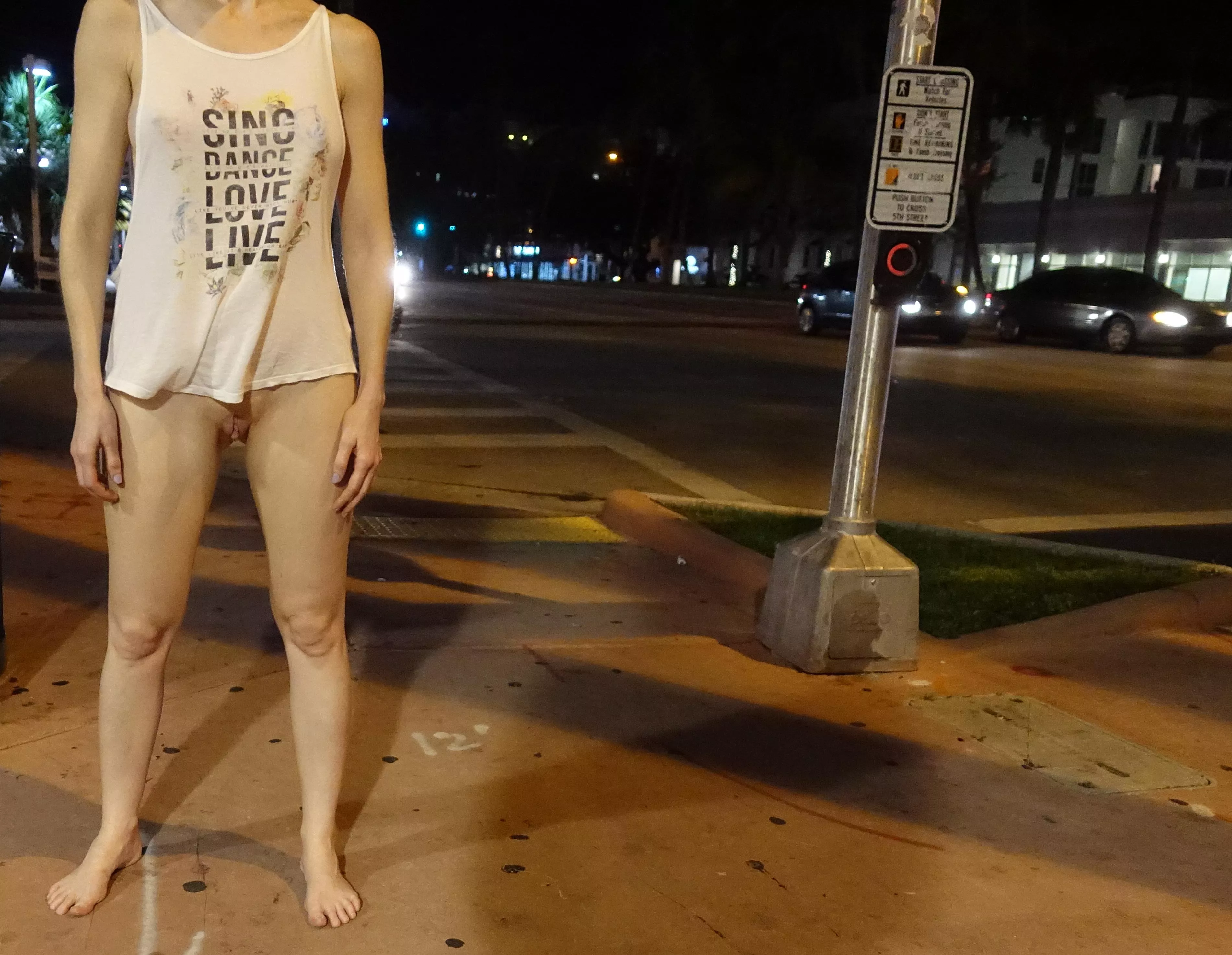 Bottomless & barefoot on a busy street