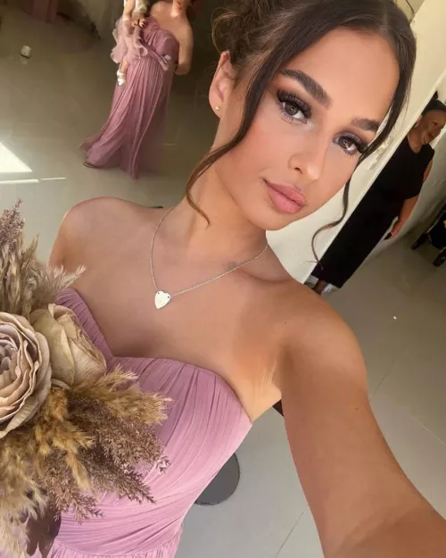 Classy look for a very special occasion 