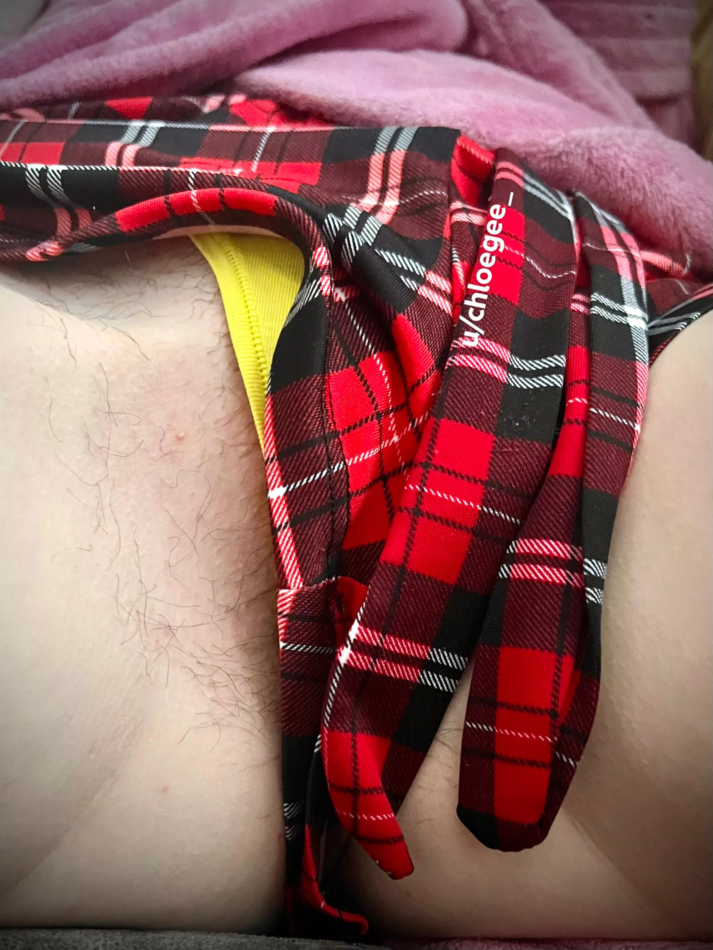 Damn I really need to shave!