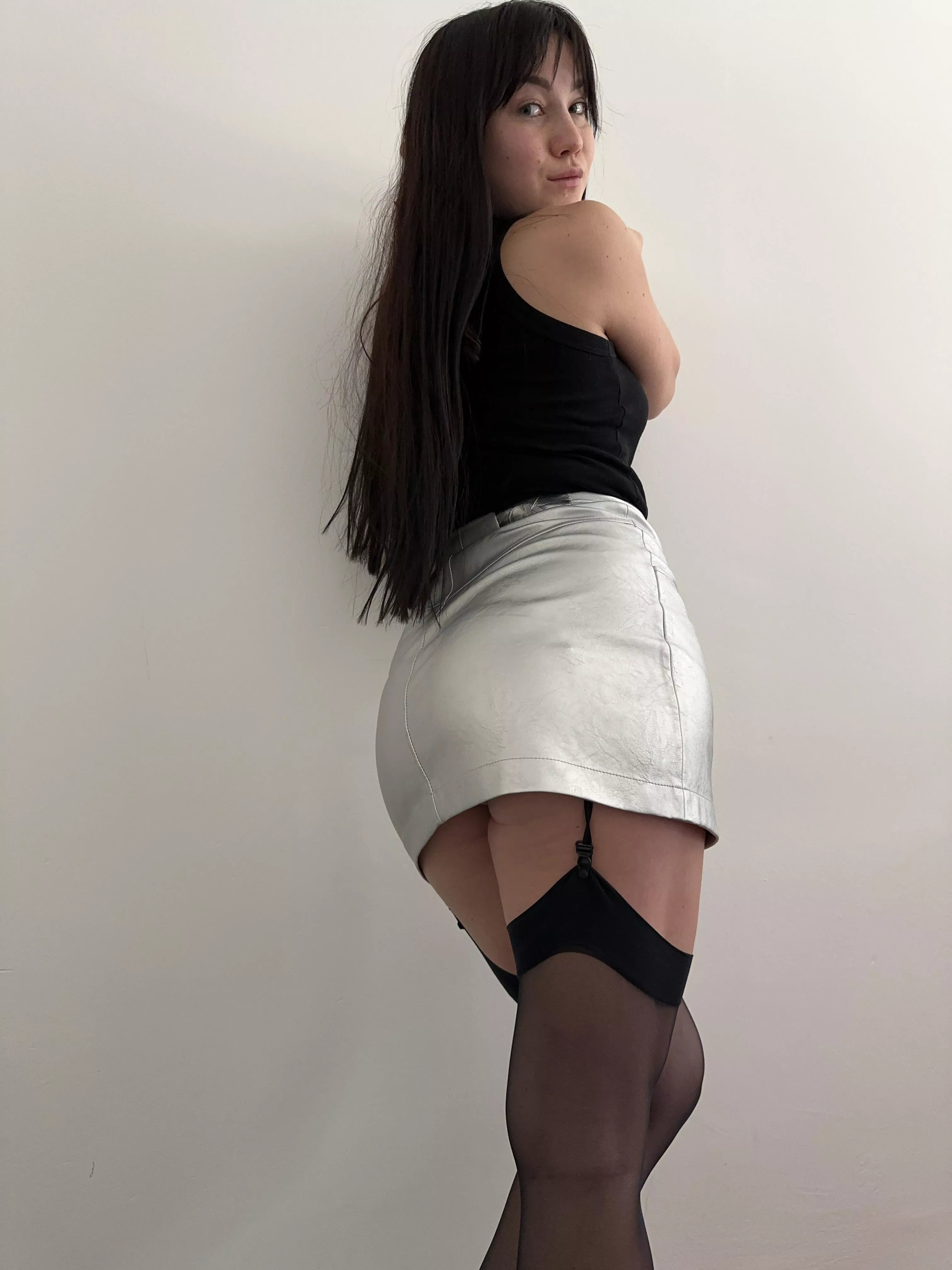 do I look good in this?