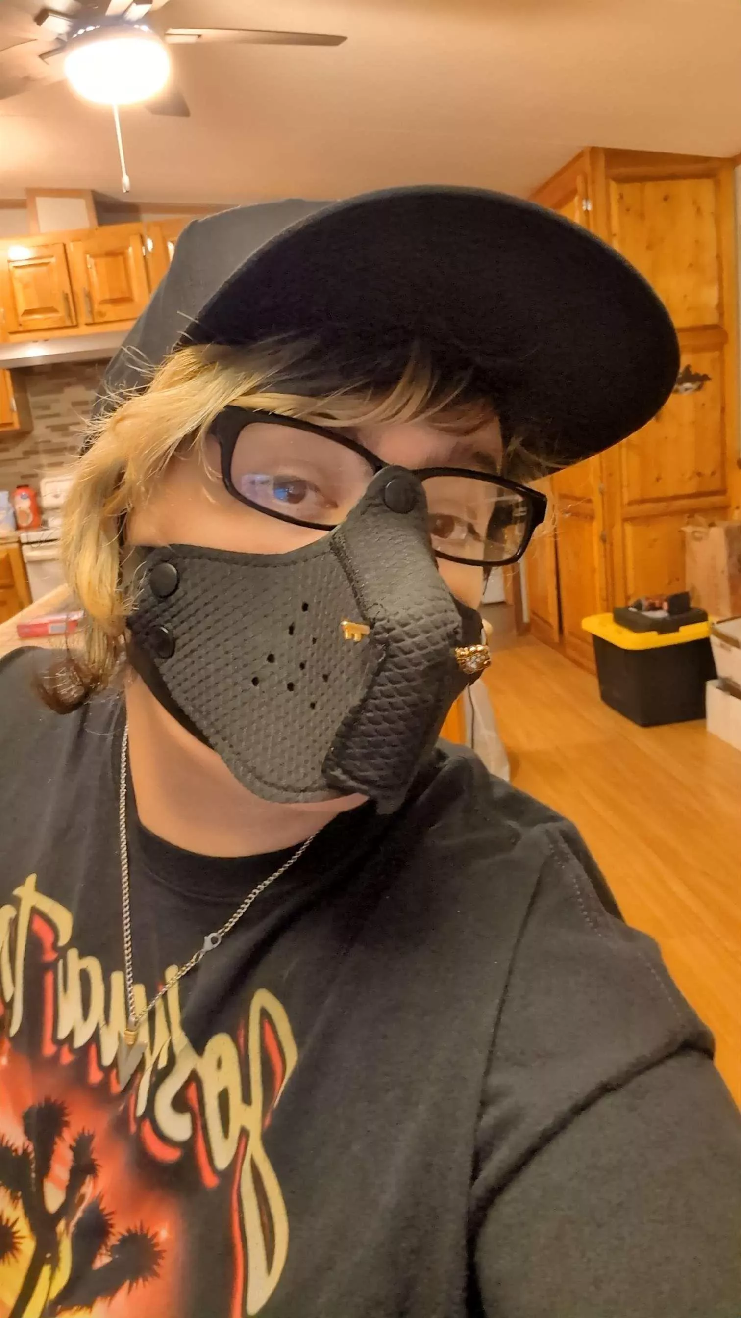 Feelin' pretty good tonight! Dressin like a F*ckboy and drinkin with my partner, lol 