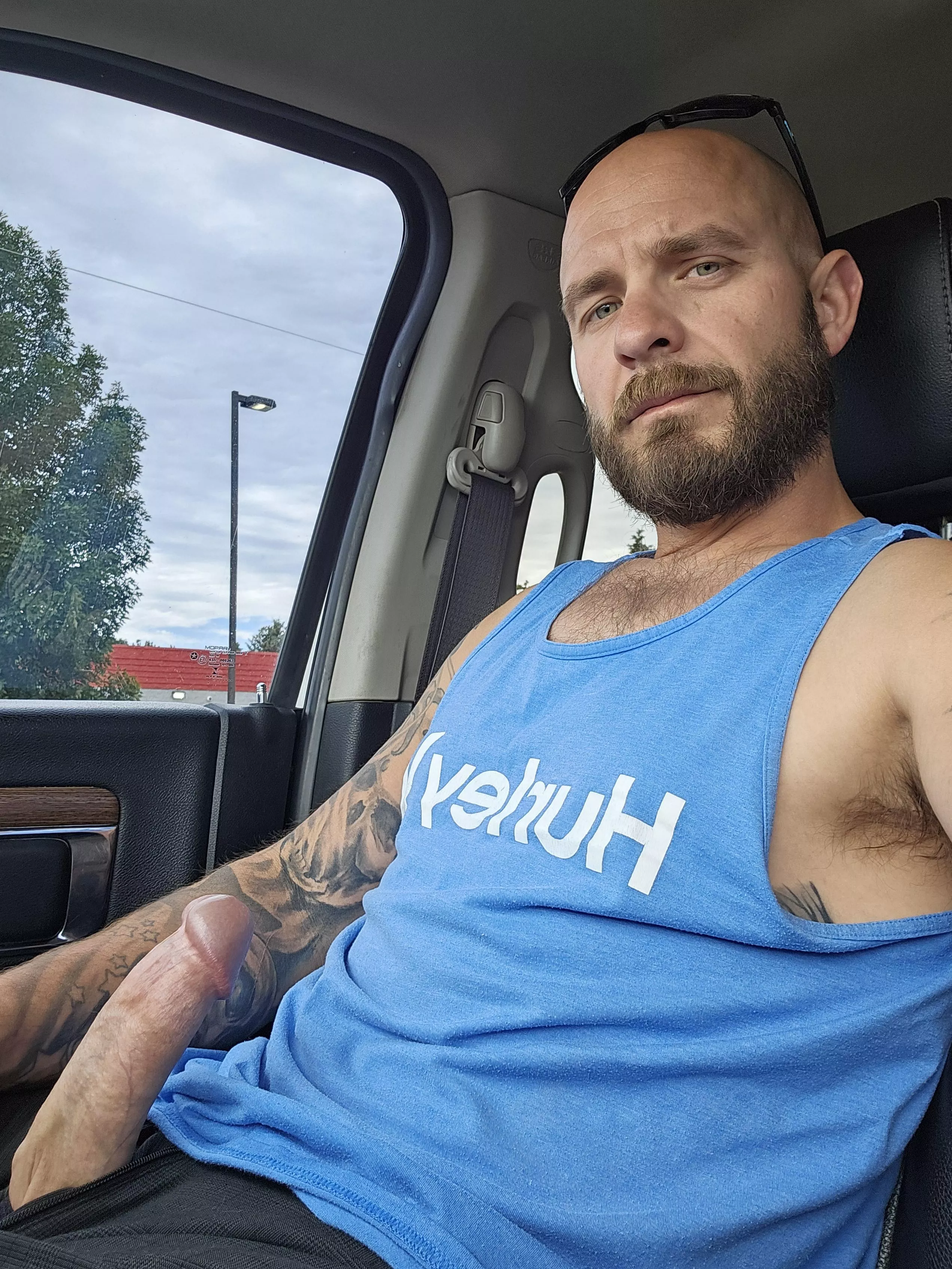 Feeling naughty, wanna play?