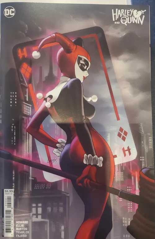 Harley got curves ! [Harley Quinn 40 Leirix variant]