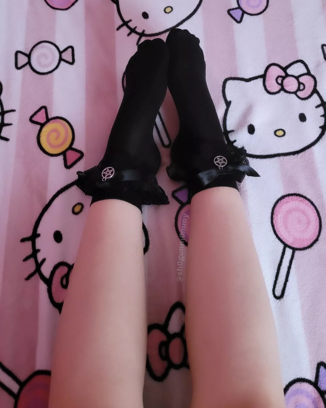 New cute socks 🖤