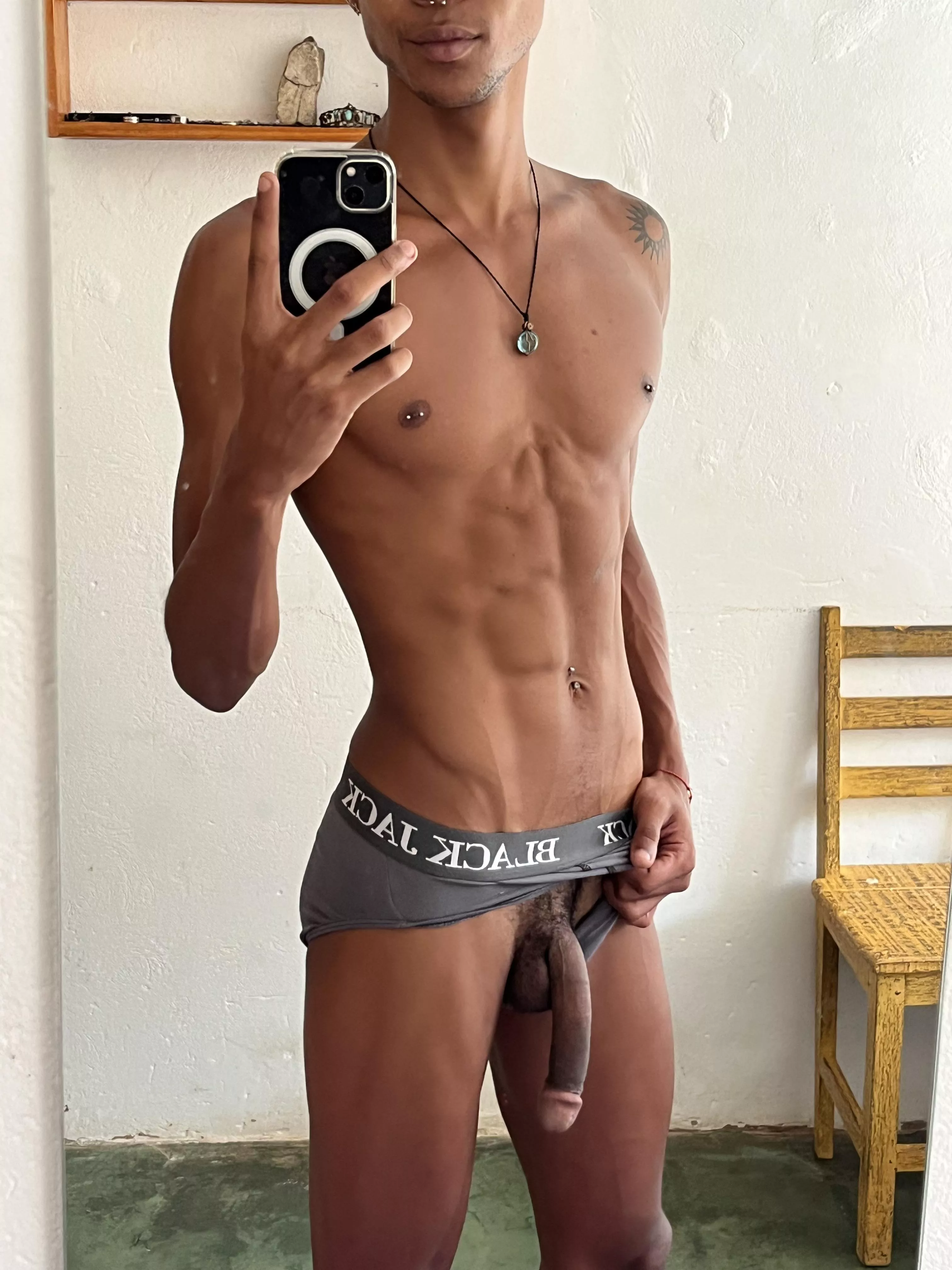 Ready to feed you 💦(23)