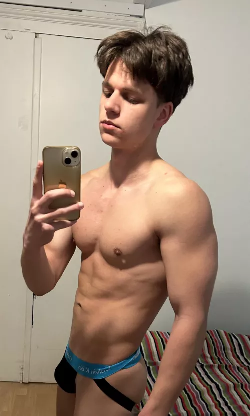 (19)Would you take my undies off?