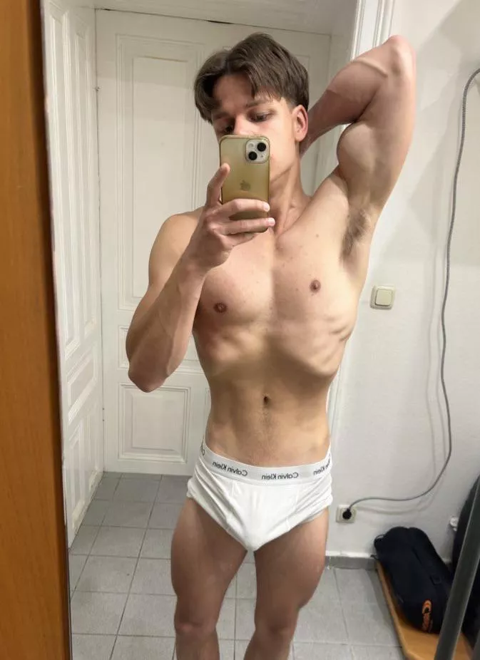 (19)Would you taste my bulge?