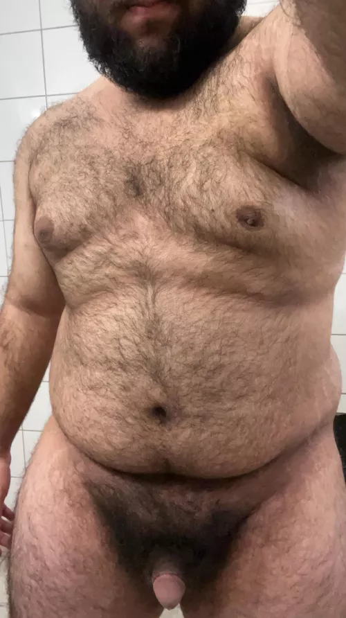 (21) kinda self conscious about my body