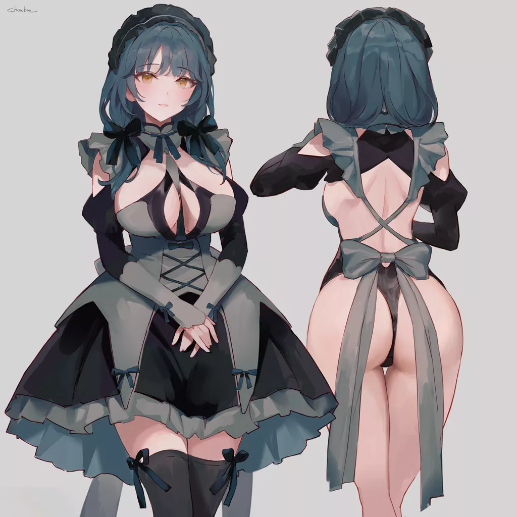 A Grey and black maid