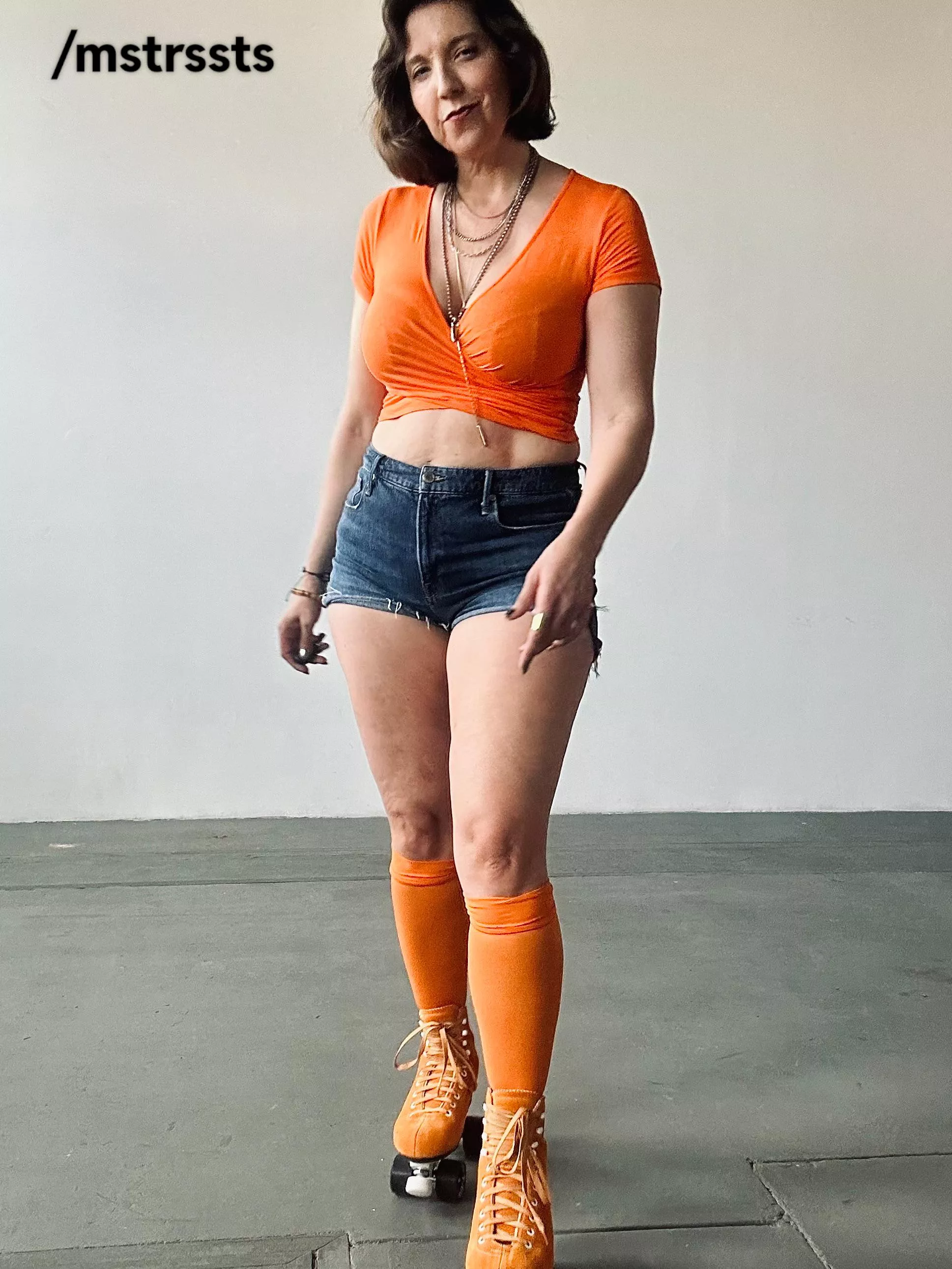 Can I still wear this skating (f48)