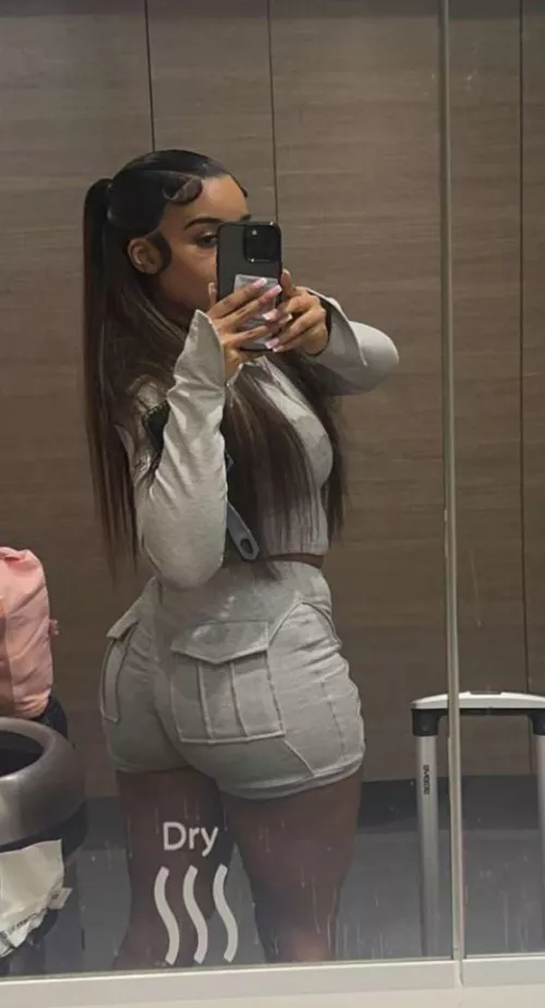 Convince me to fuck u in 3 words