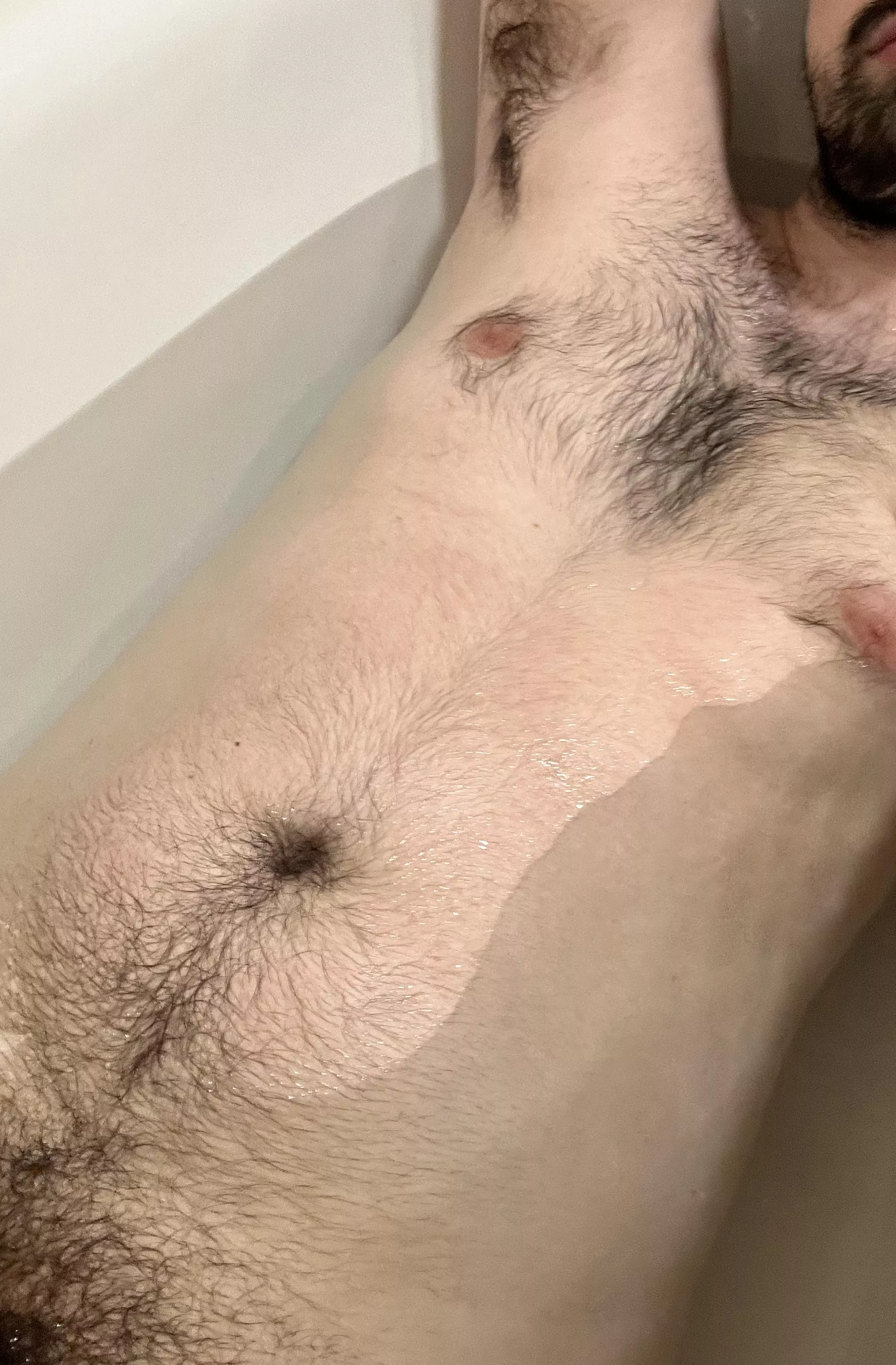 Do my alpha pits get you horny?💪🏼💦 Dms open😈