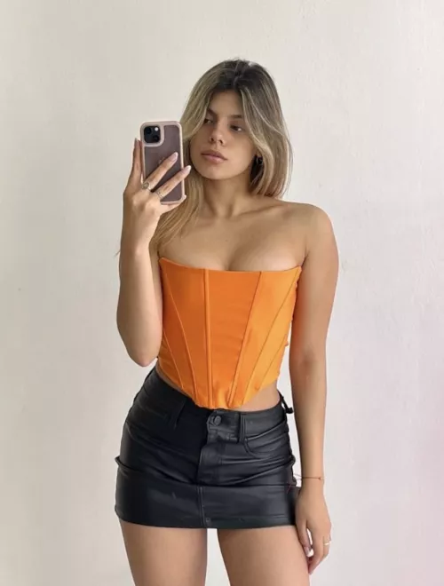 Does orange make me look weird?