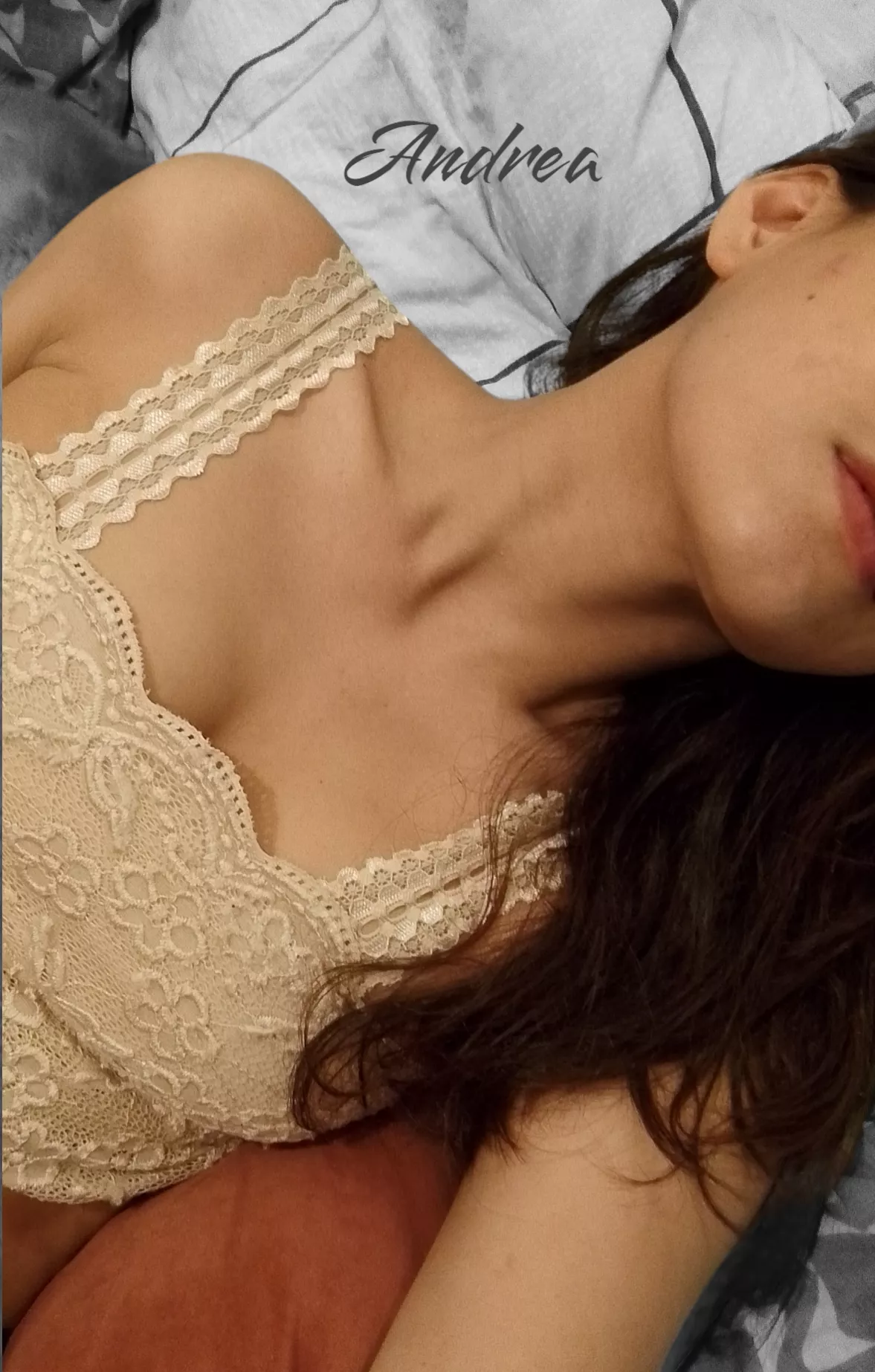 (f) I crave the sensation of your warm breath against my neck👄