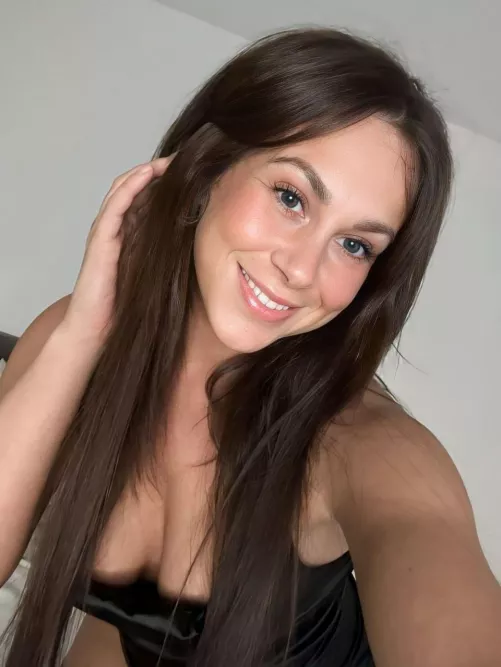 felling so sexy on my strapless bodysuit