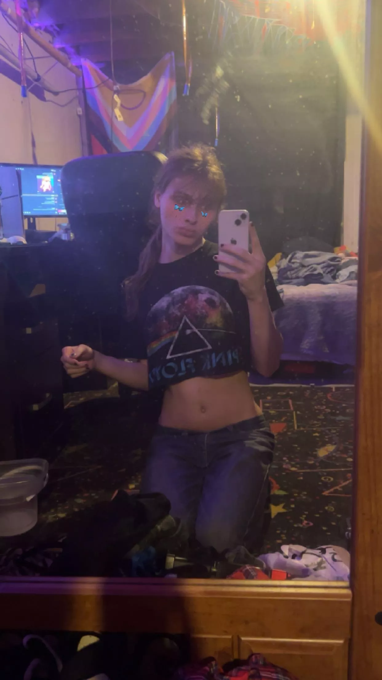 first look of mine i’ve ever liked in jeans 🖤😂