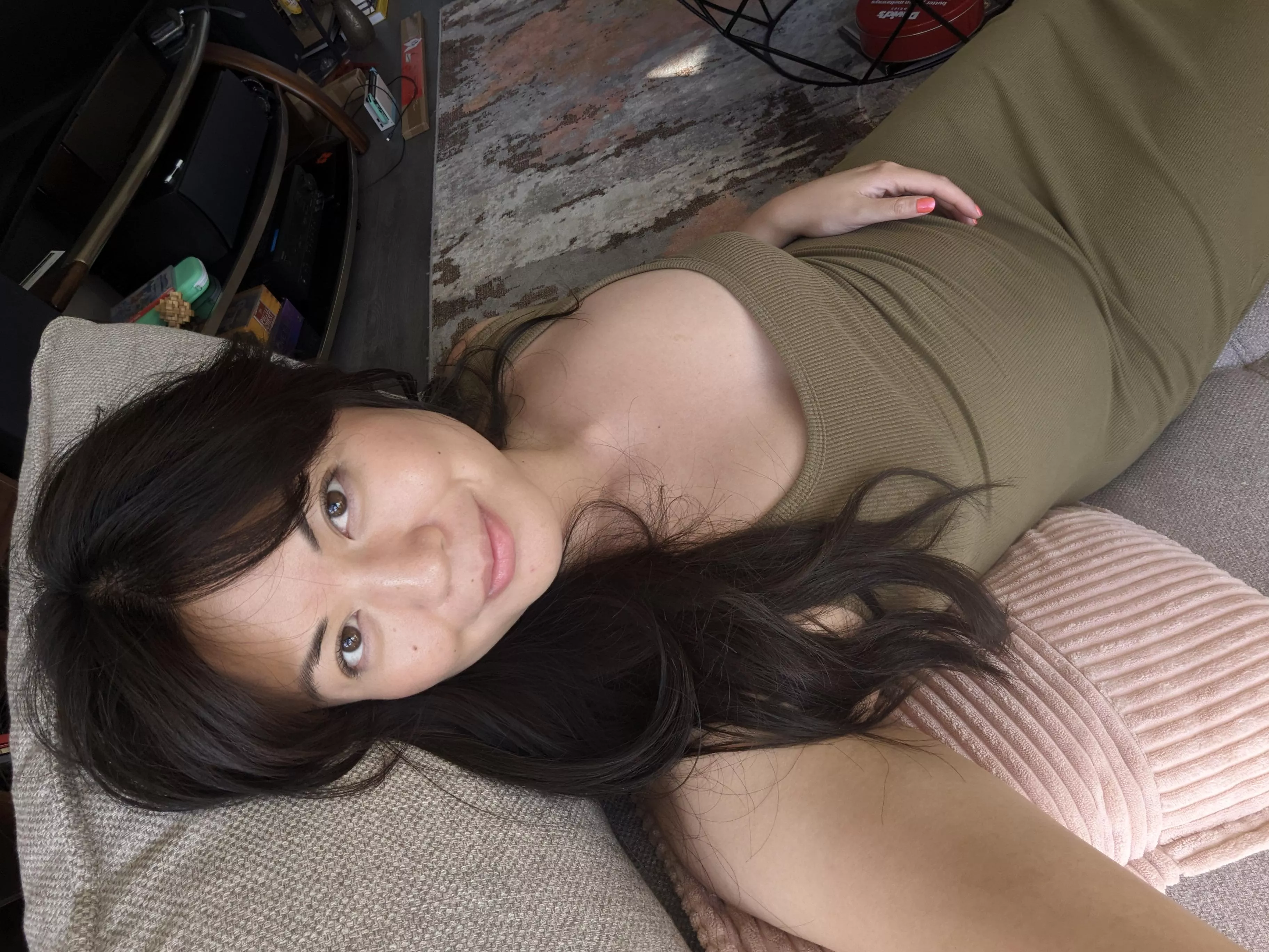 Hey neighbour! I'm new to the building 