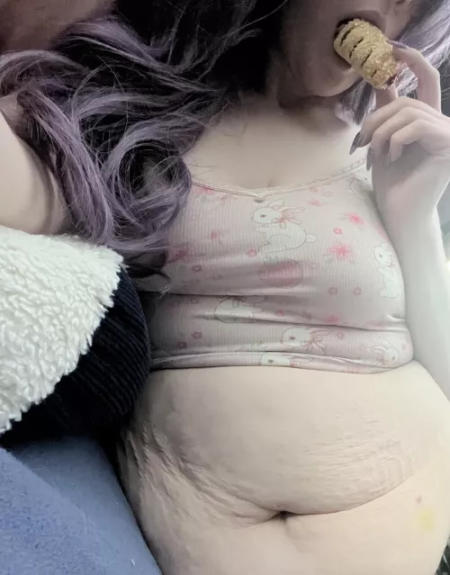 How many pastries should I eat? 🍪💦