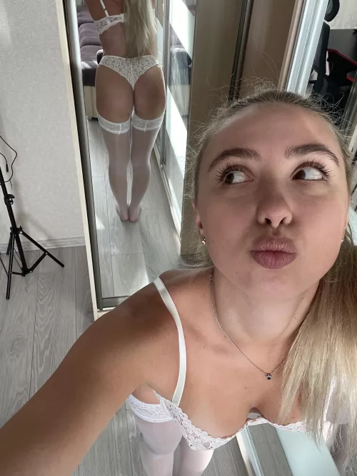 I start my morning by seducing men - how do you spend your morning?