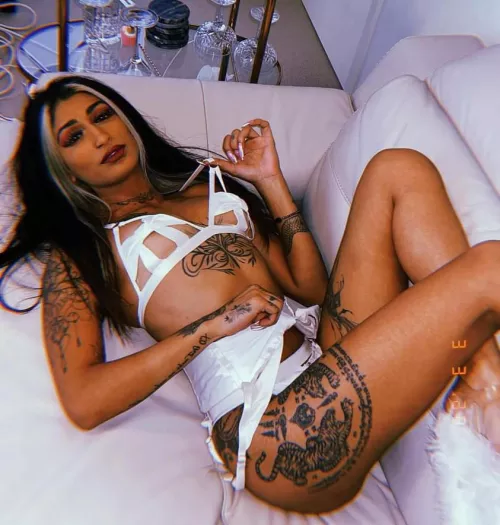 I would send you that kind of pic if we were friends, deal?