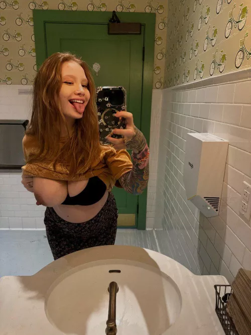 I'd let you suck on them all night long