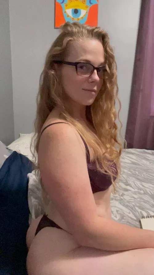 Just a hot mom that loves being naughty