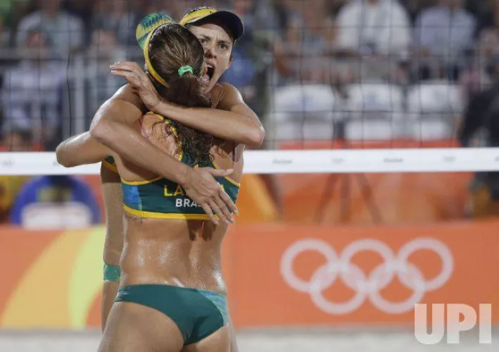 Larissa Franca and Talita Rocha