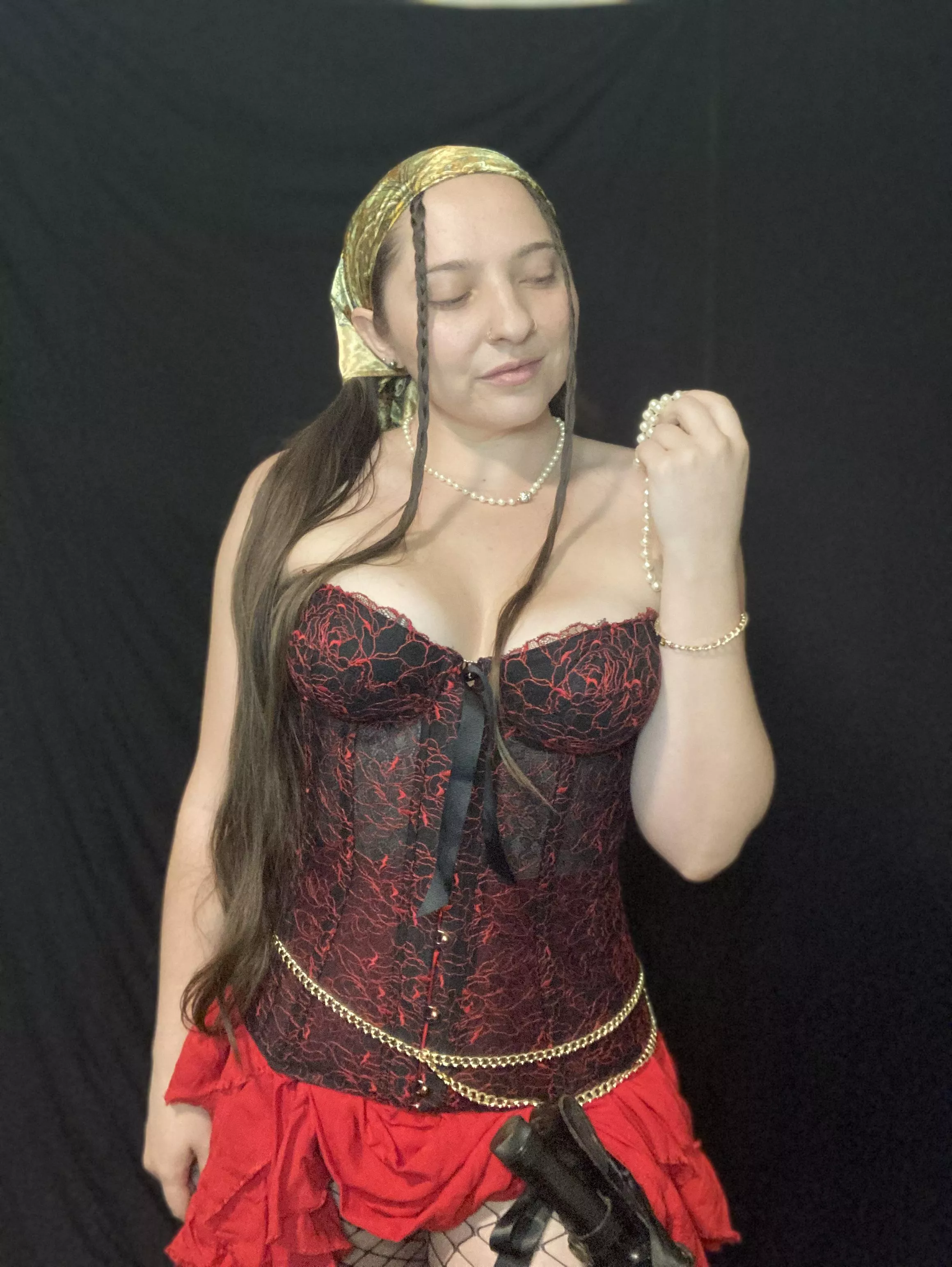 Nothing to see here just a pirate with braid(s) 