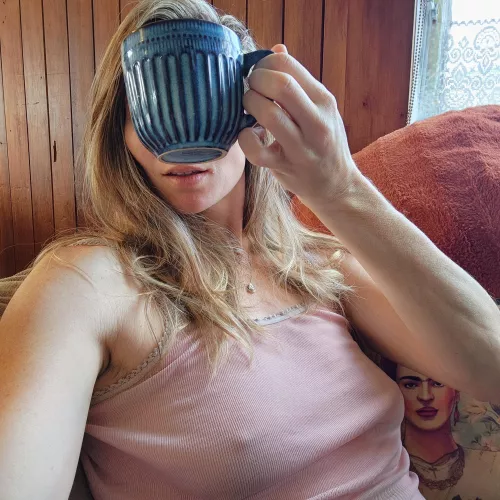 Pokies and my morning coffee