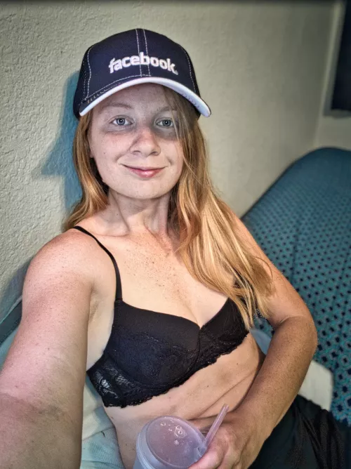 Wanna sneak a peek at my freckle map?🗺️